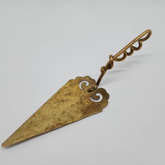 Vintage Hand Wrought Brass Pie Server Pierced Ornate Handle & Scalloped Edge - Picture 1 of 7
